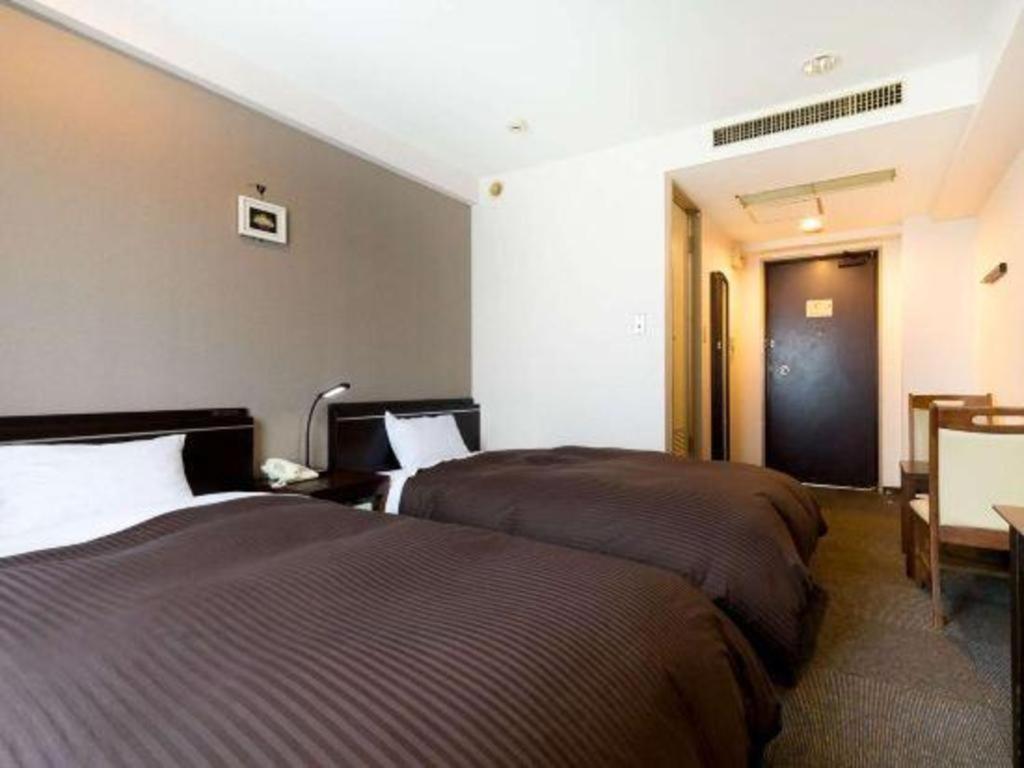 איזומי-סנו Hotel Yutaka Wing מראה חיצוני תמונה