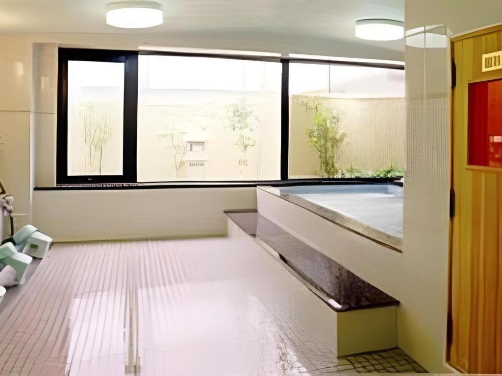 איזומי-סנו Hotel Yutaka Wing מראה חיצוני תמונה