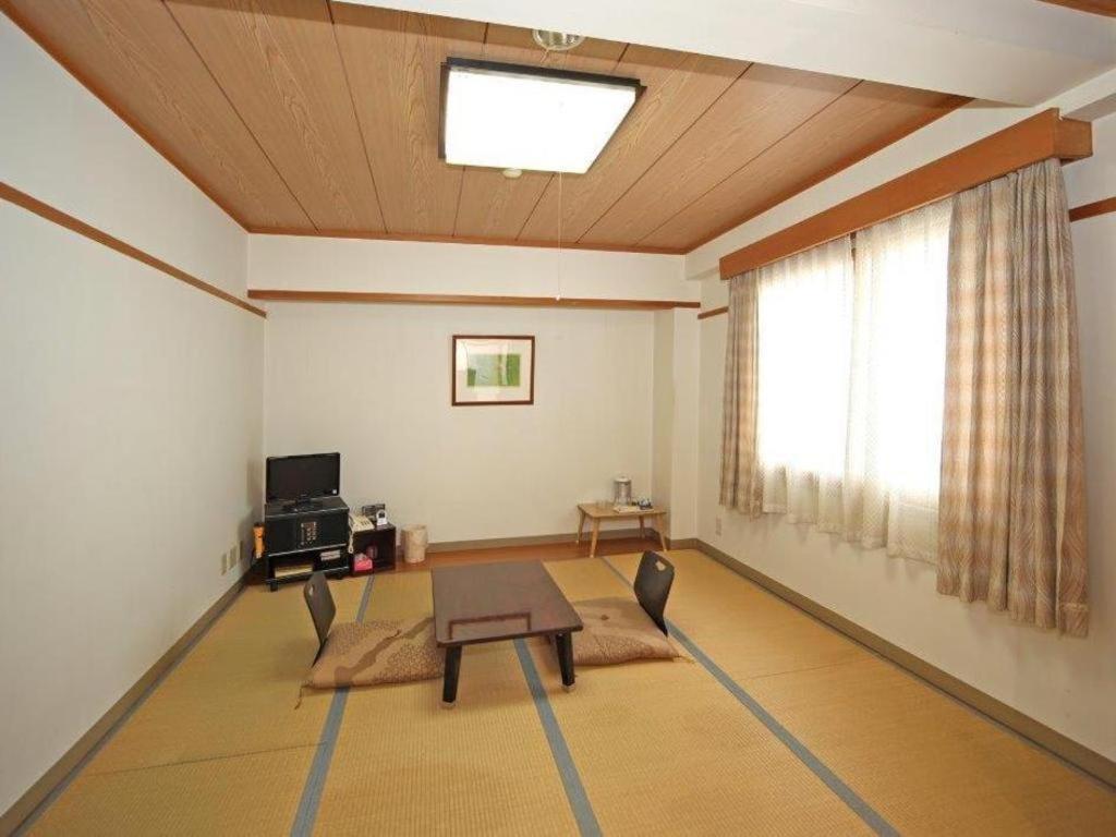 איזומי-סנו Hotel Yutaka Wing מראה חיצוני תמונה