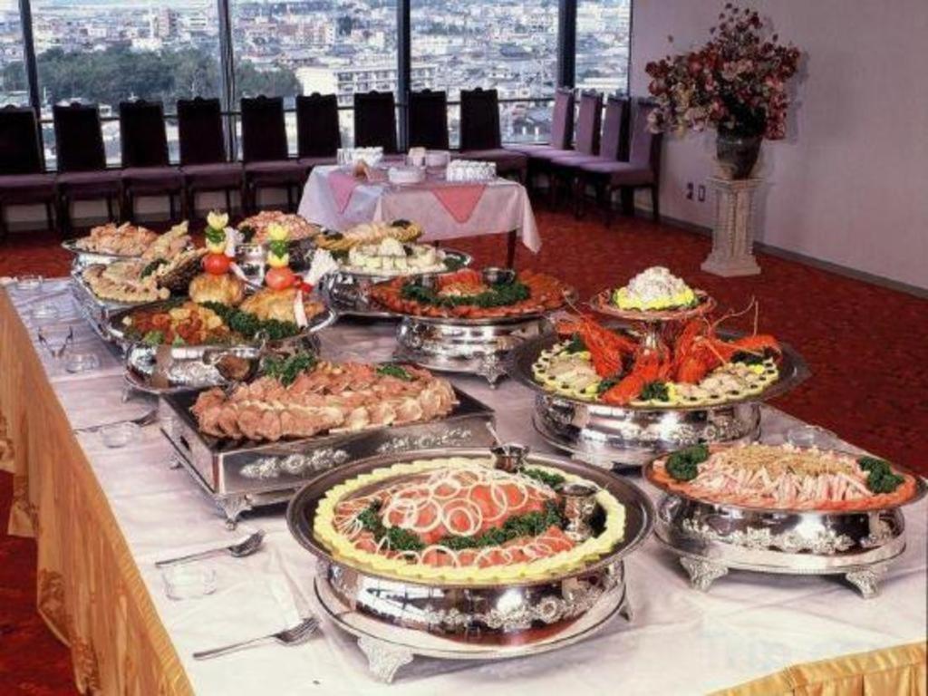 איזומי-סנו Hotel Yutaka Wing מראה חיצוני תמונה