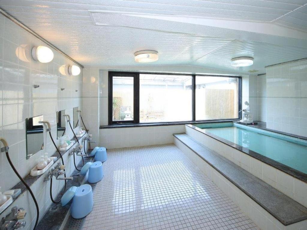 איזומי-סנו Hotel Yutaka Wing מראה חיצוני תמונה